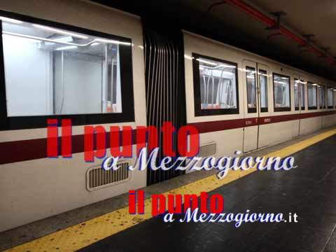 Borseggiatrici a 13 anni, due ragazzine arrestate sulla Metro A a Roma