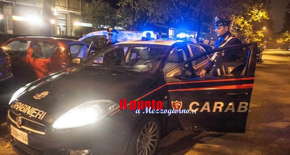 Violenza domestica a Formia, i carabinieri arrivano prima delle coltellate. Arrestato 24enne