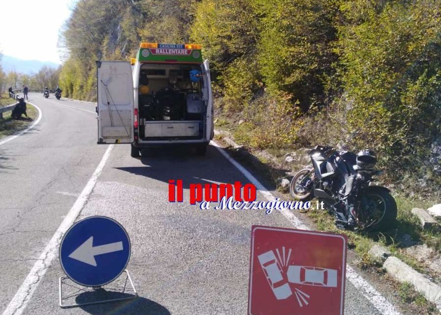 Si schianta con la moto sulla strada per Forca D’Acero, grave centauro di Ferentino