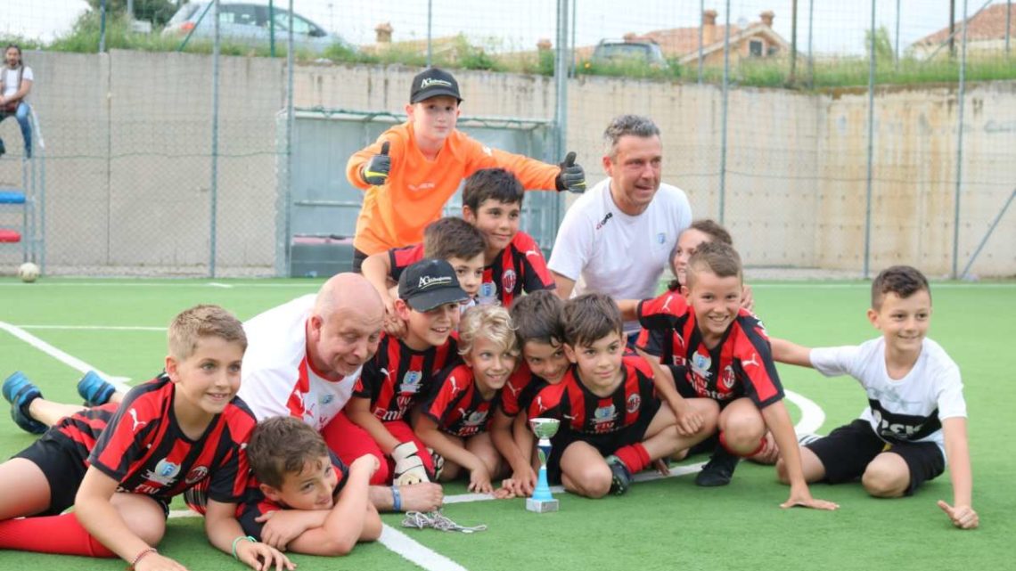 Calcio e fair play, i giovanissimi della Fortitudo Velletri si aggiudicano il torneo Champions League categoria 2010