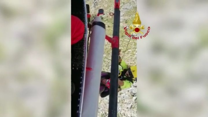 Formia – Tre escursionisti in difficoltà sul Monte Redentore recuperati con l’elicottero dai vigili del fuoco