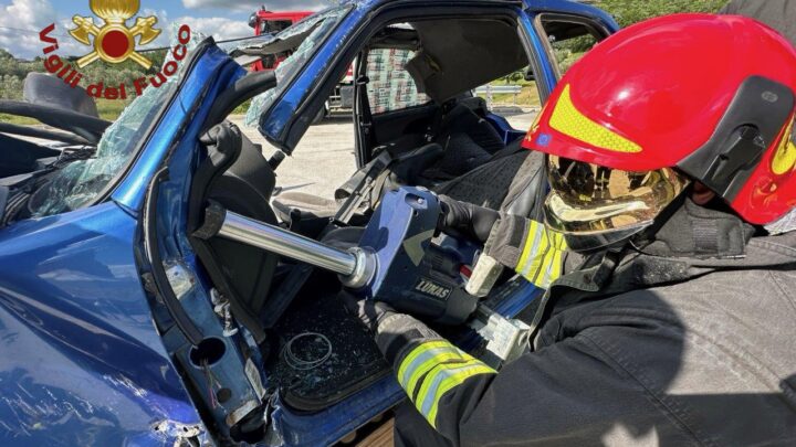 Incidente stradale tra più veicoli a Lucito, un morto