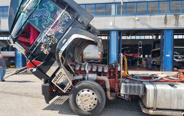 Super camion sull’A1 a Ferentino, fermato tir con motore modificato capace di superare i 160 chilometri orari