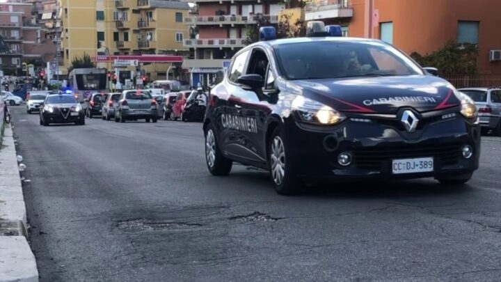 Sedicenne accoltellato da coetaneo davanti scuola a Ferentino, è grave