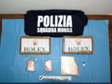 Tre chili di cocaina marcata “Rolex” e 48mila euro a Sabaudia, arrestato 33enne