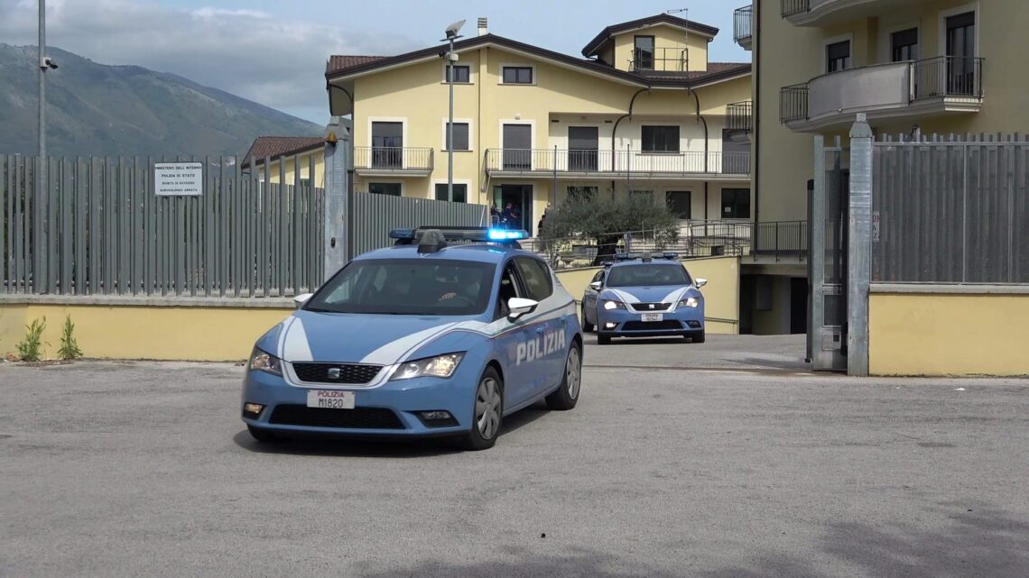 Atti dinamitardi a Cassino, 35enne pestato a sangue per convincerlo a prendersi la colpa, tre arresti