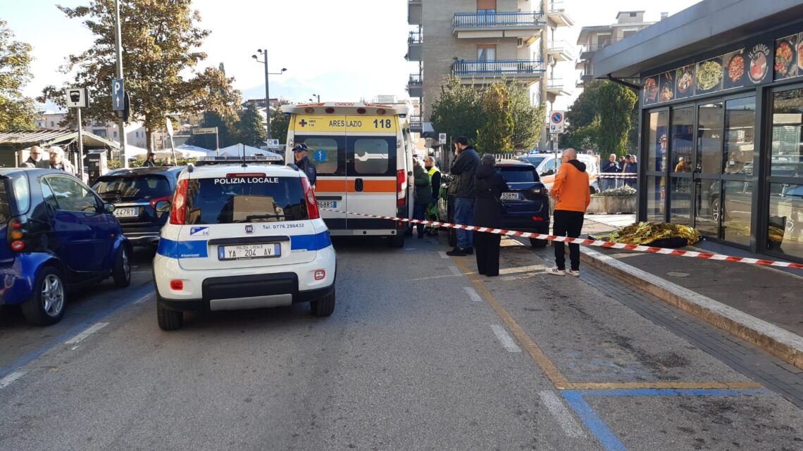 Muore una donna al mercato della frutta di piazza Nicholas Green