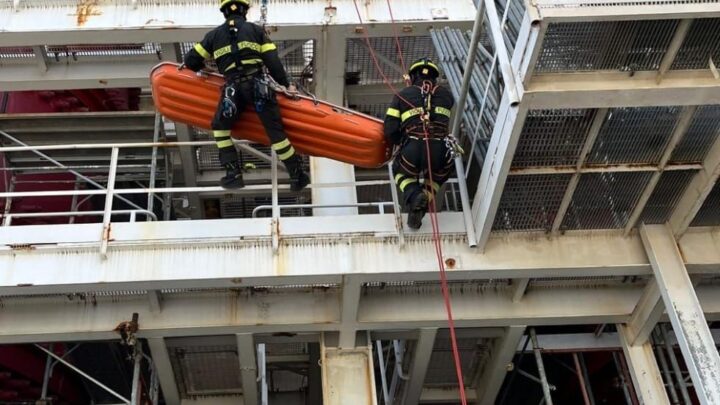 Esercitazioni dei Vigili del Fuoco nella centrale nucleare Sogin di Latina